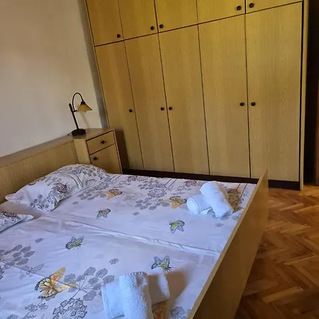 Hébergement de vacances Ino *