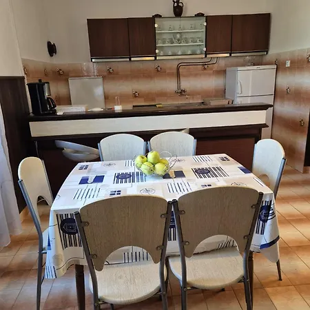 Ino بيت للعطل *